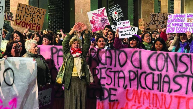 Cosenza in piazza per Giulia Cecchettin e tutte le vittime