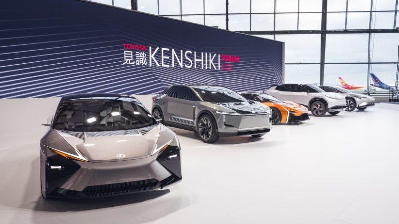 Toyota, nuovi veicoli elettrici a batteria e a celle combustibile