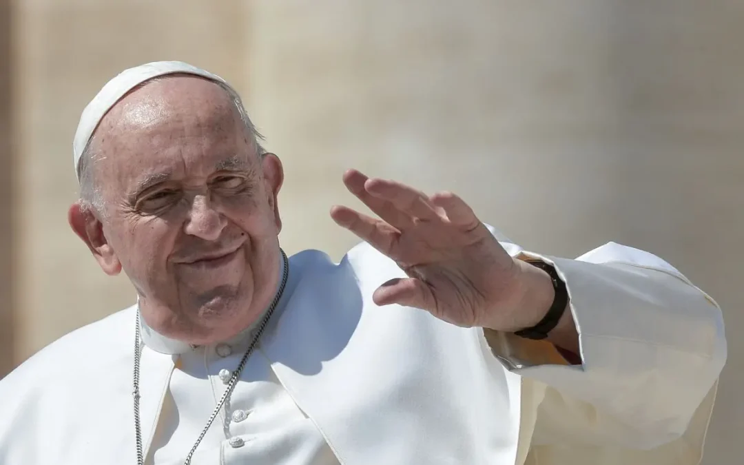 Papa “Sto molto meglio ma fatico se parlo troppo”