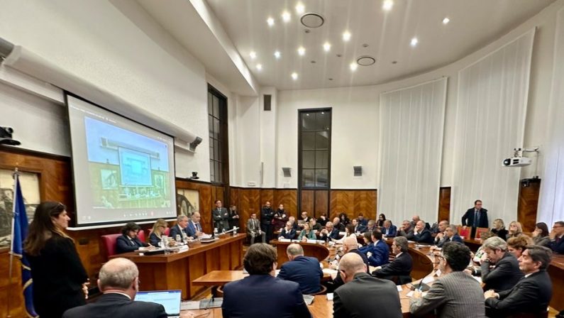 Automotive, al Tavolo di sviluppo Stellantis conferma impegno in Italia