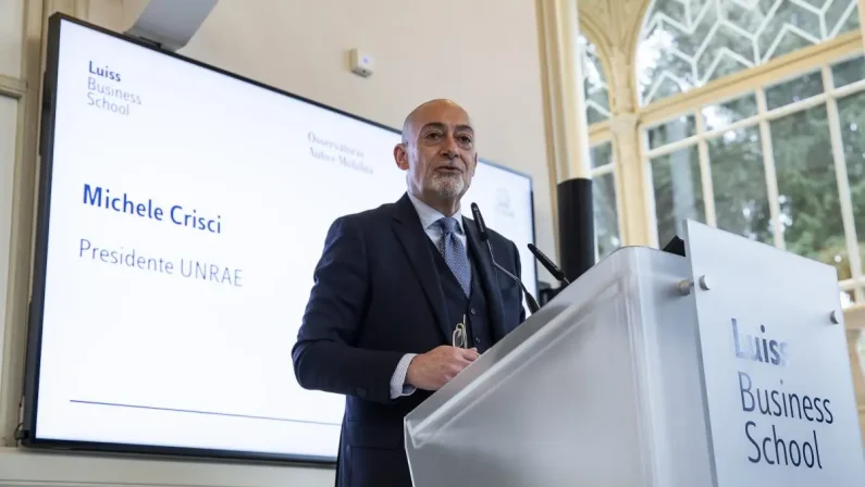 Unrae, il mercato dell’auto cresce ma è sempre sotto il livello del 2019