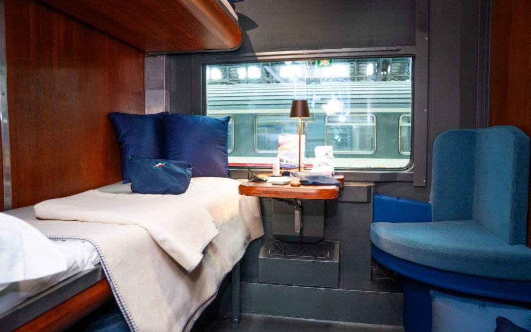 FS, parte il nuovo treno turistico notturno Espresso Cadore per Cortina