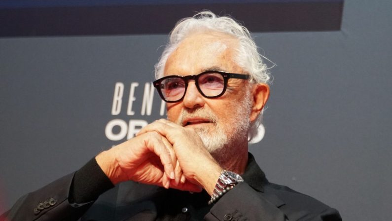 Briatore “Prendiamo esempio da Dubai e rilanciamo il turismo”