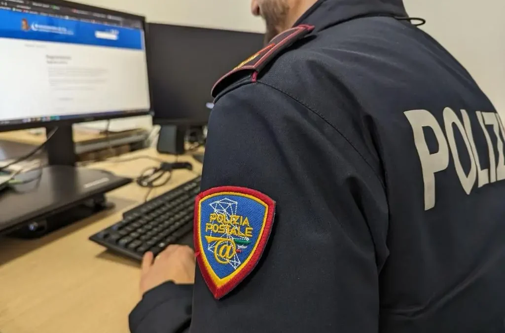 Trasmettevano online abusi su minori, misure cautelari per una coppia