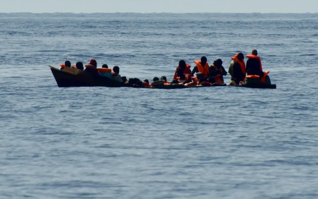 Immigrazione, naufragio barcone in Libia, si temono oltre 60 morti