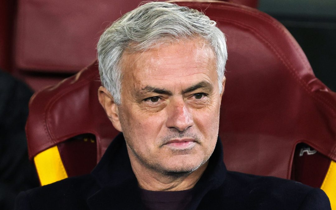Mourinho “Napoli sempre forte, sono i campioni d’Italia”