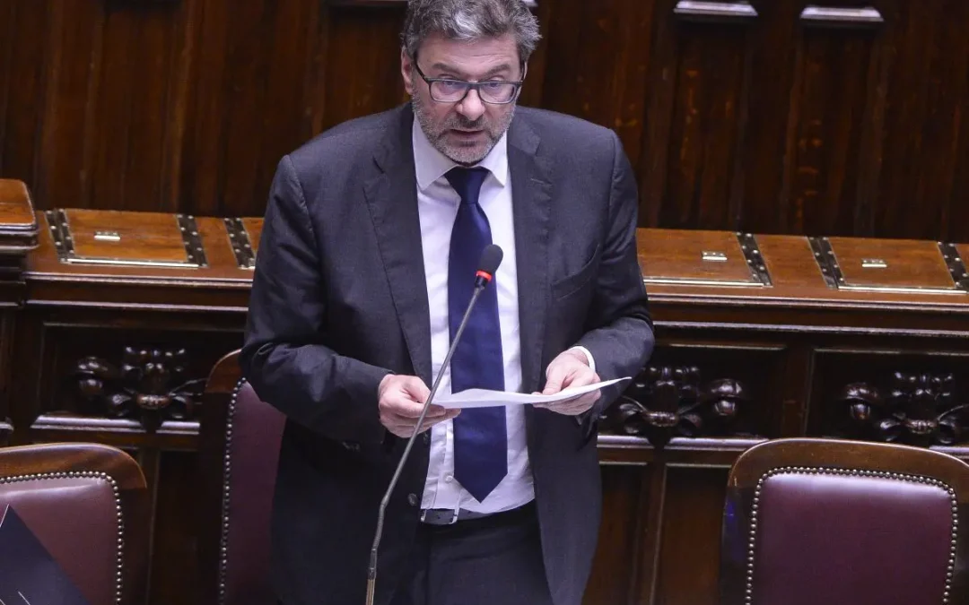 Giorgetti “Se l’Italia non tiene il debito sotto controllo non ce la fa”