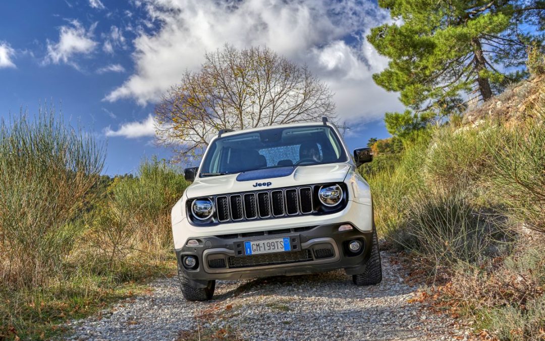 Con Jeep Renegade 4xe in visita a Grasse, capitale mondiale dei profumi