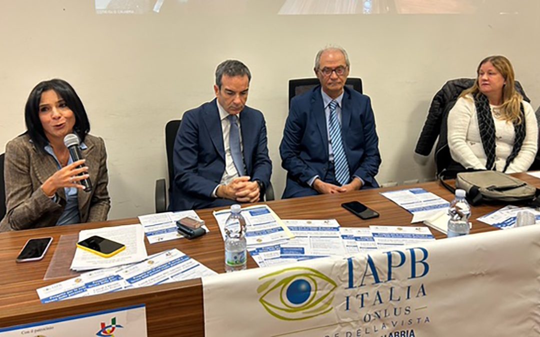 L'incontro tra il presidente della Regione Calabria Roberto Occhiuto e i vertici di UICI e IAPB