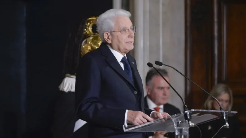 Mattarella ricorda Bobbio “Le sue dottrine una preziosa eredità”