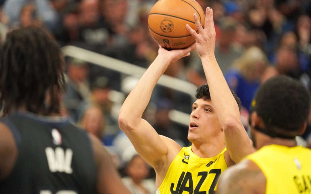 Fontecchio ne fa 13 e Utah batte Toronto, riscatto Warriors