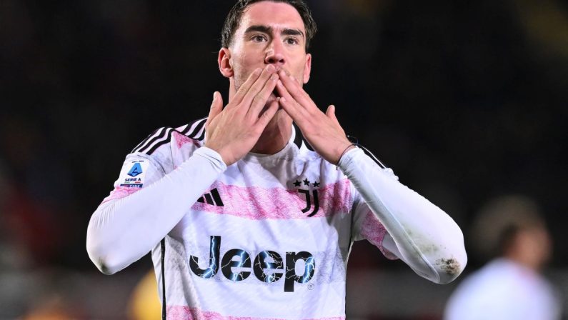 La Juventus vince 3-0 a Lecce e vola in vetta