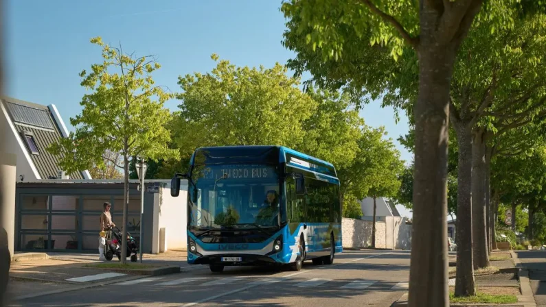 Iveco Group sceglie Basf per riciclo batterie veicoli elettrici