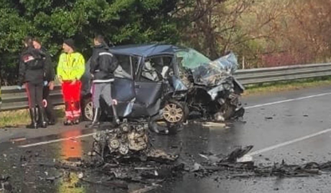 Il dolore dopo la tragedia della 106 Jonica, San Luca si stringe alle famiglie delle vittime