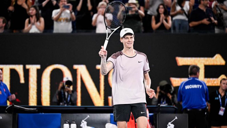 Australian open 2024, Sinner stellare batte Djokovic e vola in finale