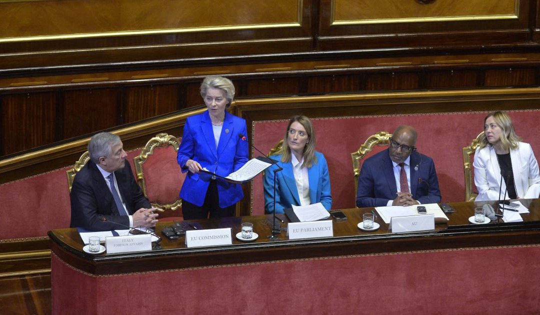 L’editoriale di Roberto Napoletano l’ALTRAVOCE dell’ITALIA AFRICA COME NUOVO MONDO