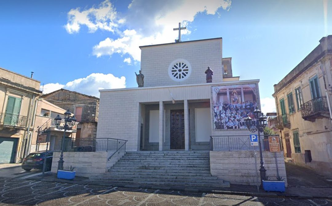 La chiesa di Santo Stefano, a Varapodio