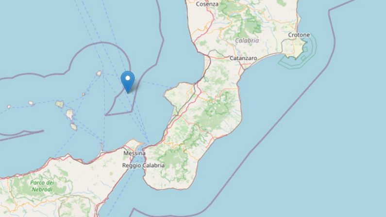Terremoto all'alba tra Calabria e Sicilia