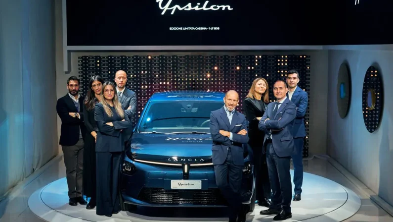 Ecco la Lancia Ypsilon Cassina, la prima Ypsilon 100% elettrica