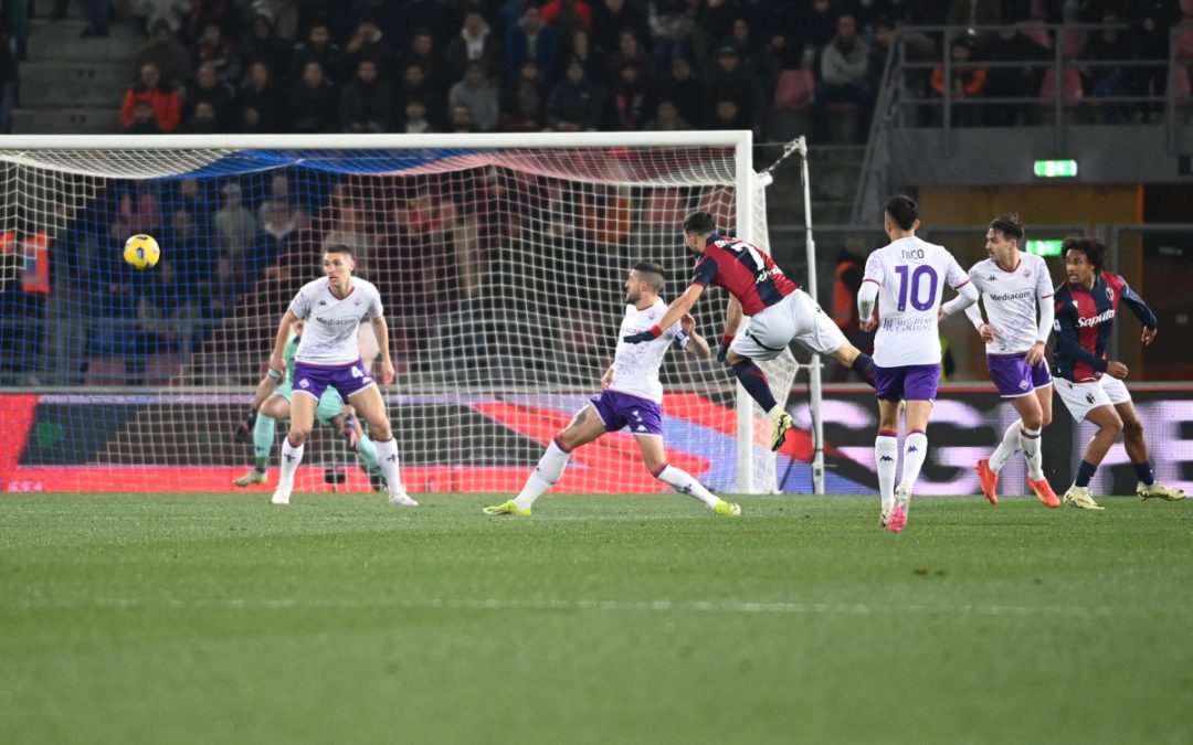Il Bologna vola in zona Champions, 2-0 alla Fiorentina