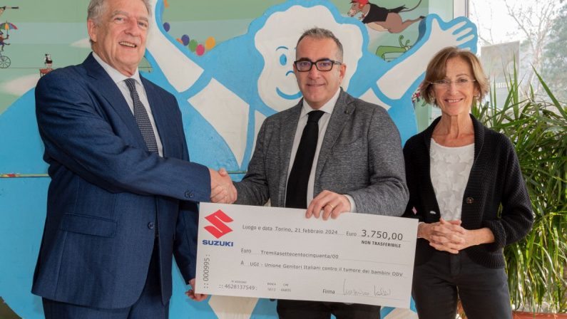 Successo per l’asta benefica di Suzuki, aggiudicati i 2 address MotoGP