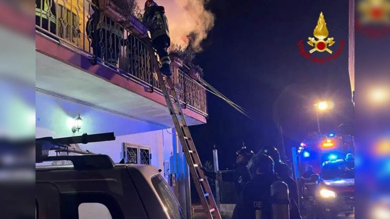 Fuga di gas e crollo, due morti nel Napoletano