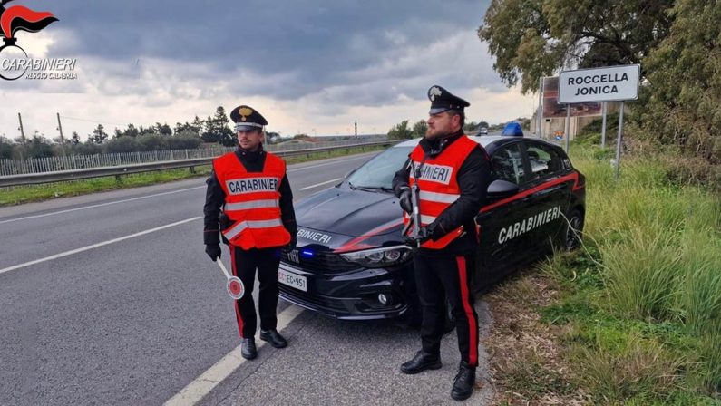 Roccella Jonica, droga nel muro di casa: arrestato 61enne