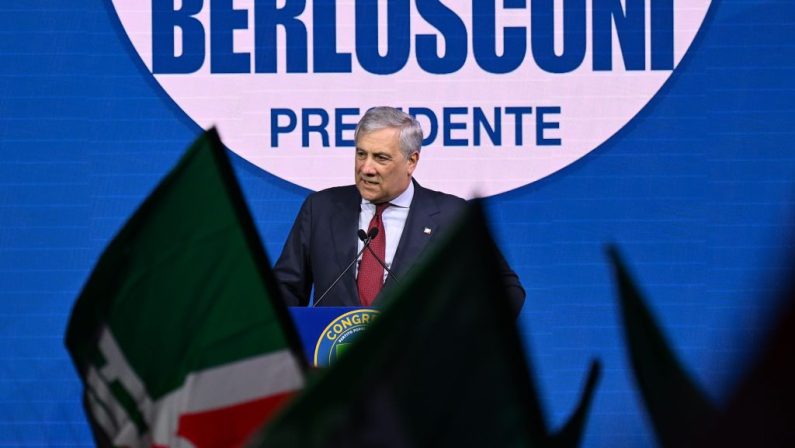 Dossieraggio, Tajani “Grande scandalo, capire il regista e perchè”
