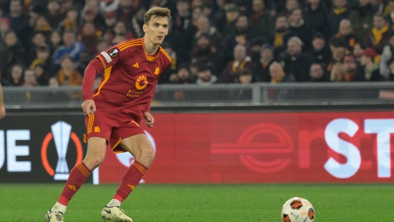 La Fiorentina spreca e la Roma pareggia 2-2 al 95′