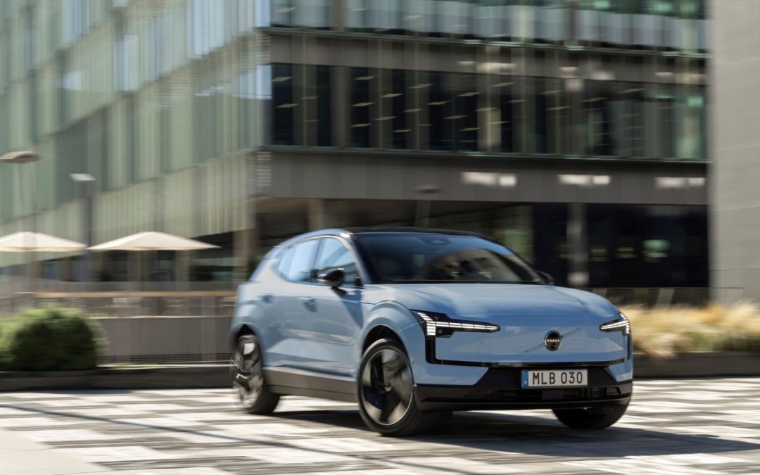 Volvo, a febbraio percentuale più alta di vendita modelli elettrificati