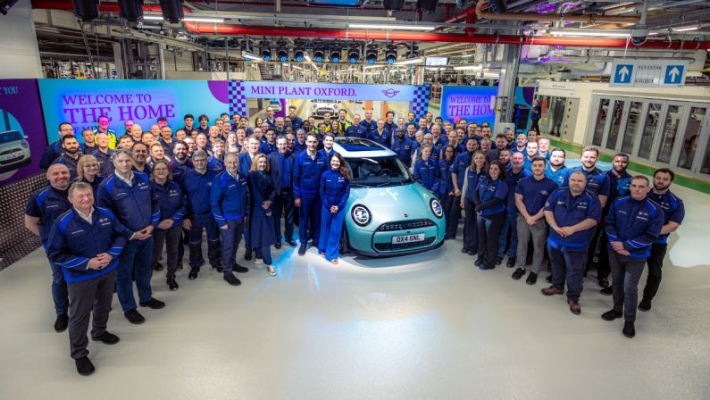 Al via al Mini Plant Oxford la produzione della nuova Cooper