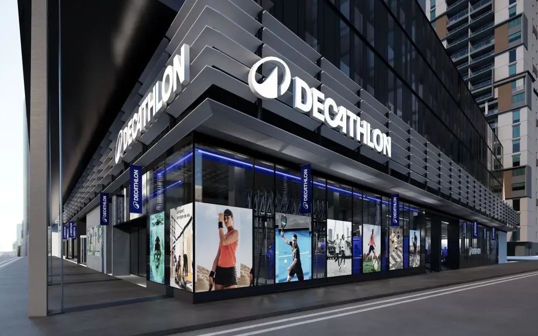 Decathlon si rinnova e promuove lo sport in scuole e aziende
