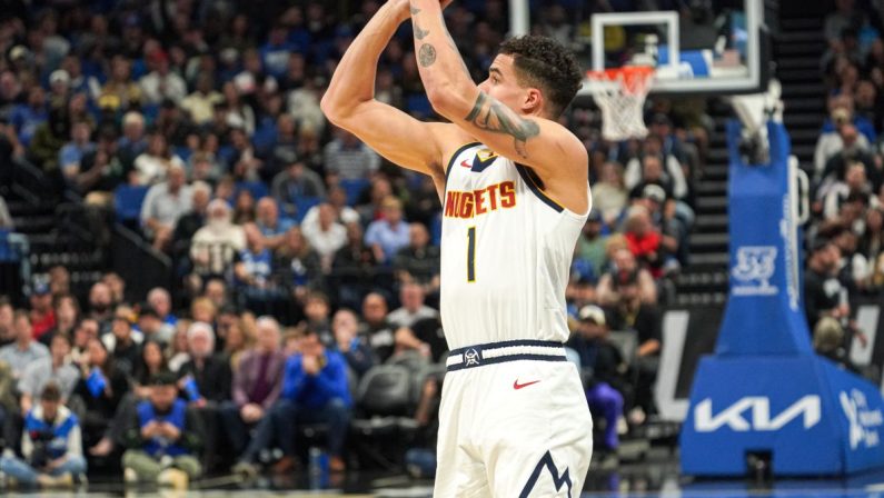 Denver prima a Ovest, Sabonis affonda i Lakers, ok Cleveland