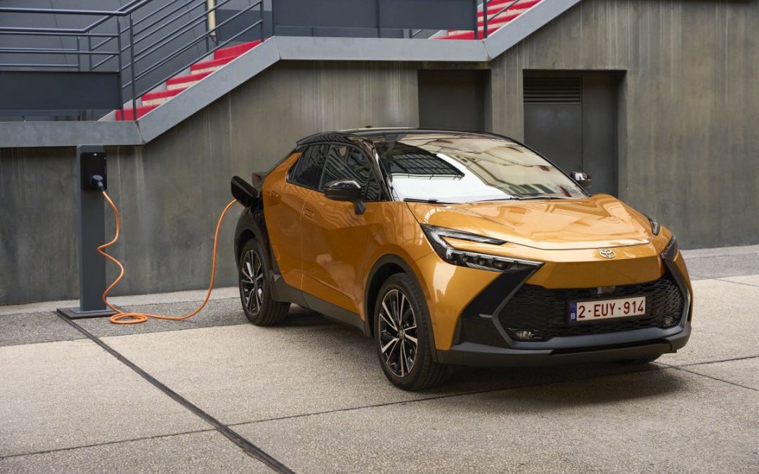 Toyota C-HR Plug-in Hybrid, una concept car per la strada
