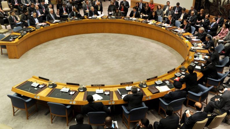 Gaza, l’Onu approva la risoluzione per il cessate il fuoco