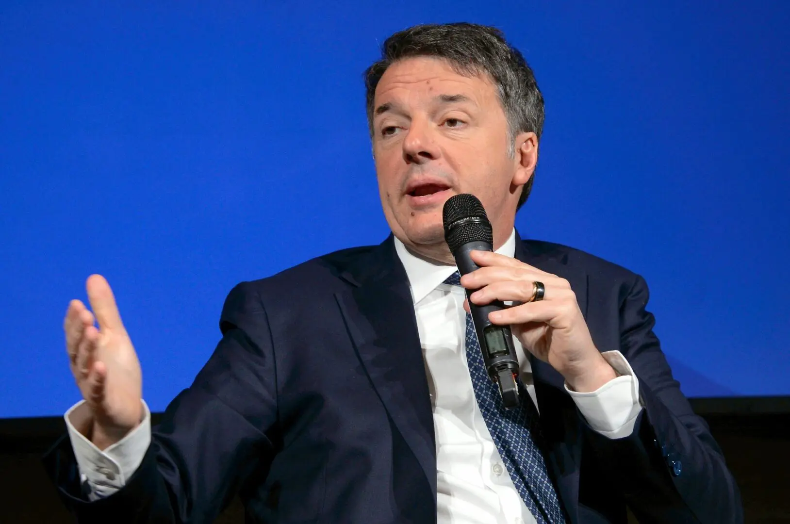 Renzi “Serve l’Europa della politica, non della burocrazia”