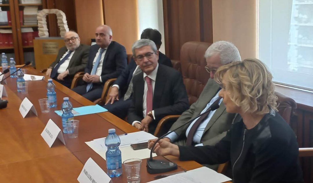 Mario Spagnuolo durante l'incontro di commiato
