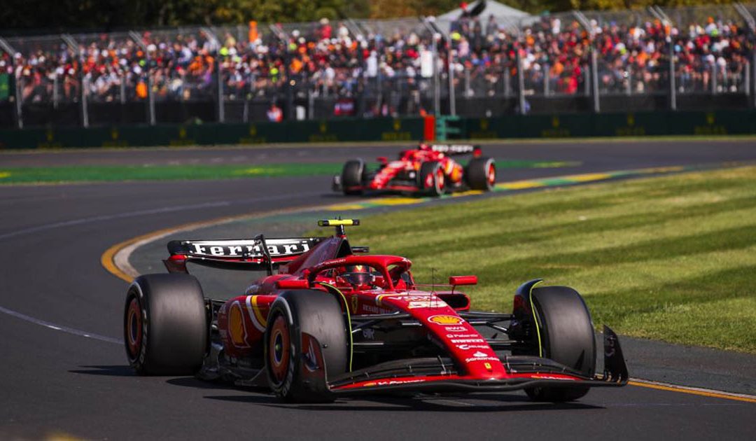 Formula 1, doppietta Ferrari in Australia, vince Sainz davanti a Leclerc