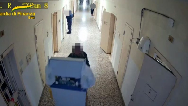 Foggia, infermiera introduceva droga in carcere: 16 arresti