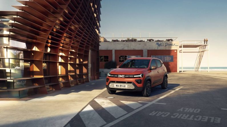 Arriva in Italia la nuova Dacia Spring, 100% elettrica
