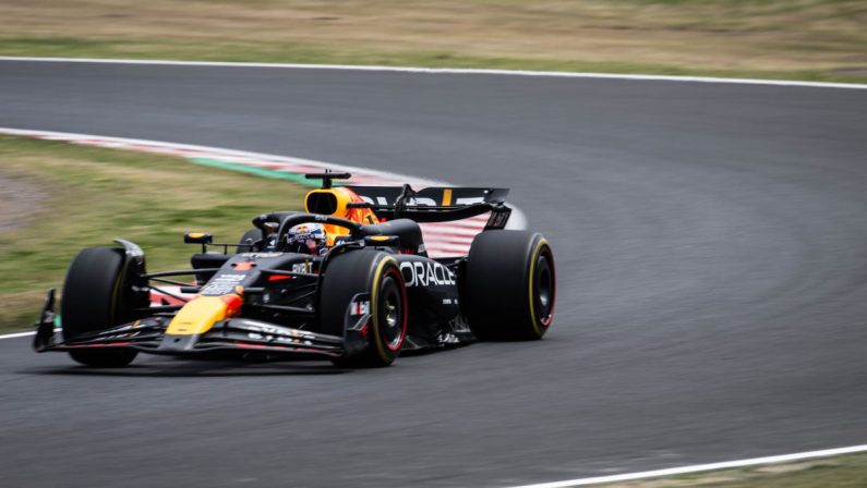 Poker di pole per Verstappen, Sainz 4° in griglia a Suzuka