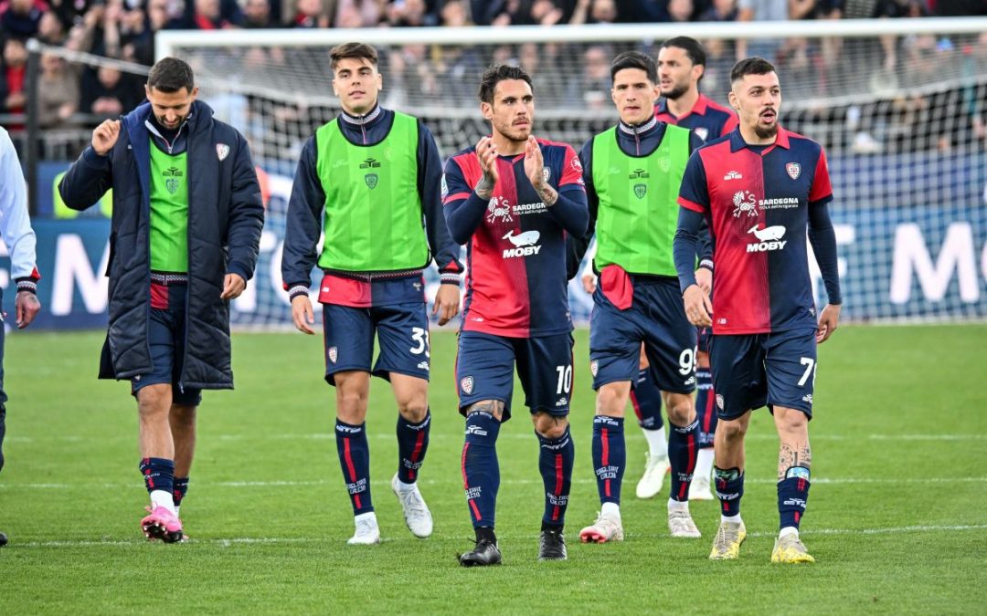 Altra rimonta del Cagliari, battuta 2-1 l’Atalanta