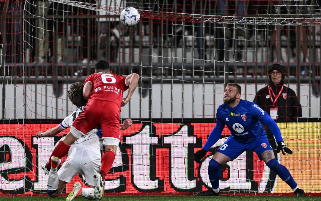 Finale col brivido, ma l’Atalanta vince 2-1 a Monza