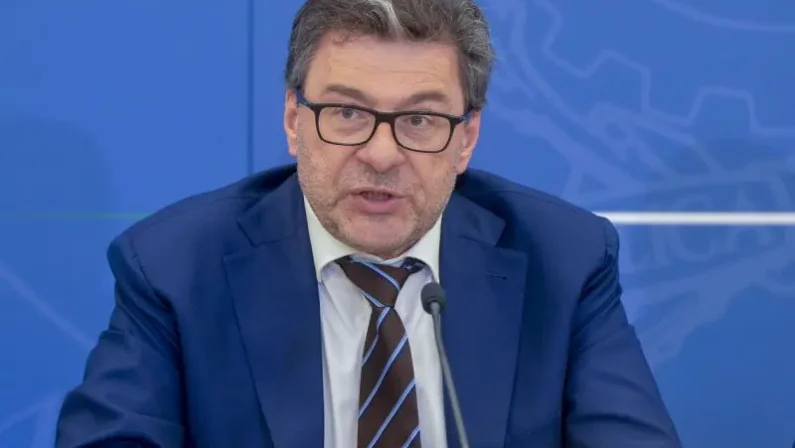 Giorgetti “Il Def è realistico”