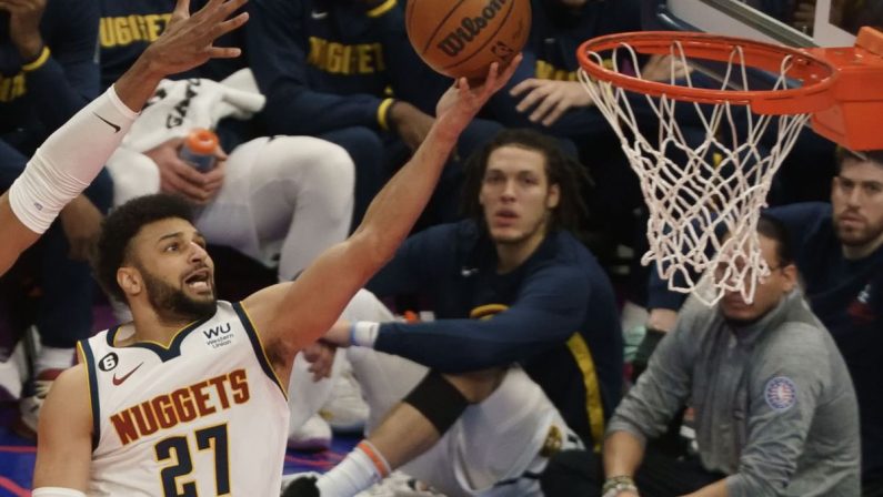 Playoff Nba: Lakers eliminati dai Nuggets, Thunder avanti