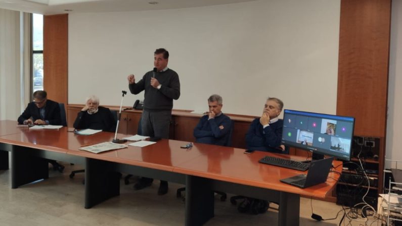 Con coraggio un'informazione a mille voci