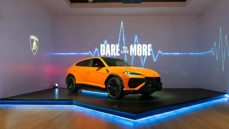 Lamborghini Urus SE debutta negli USA con una premiere a New York
