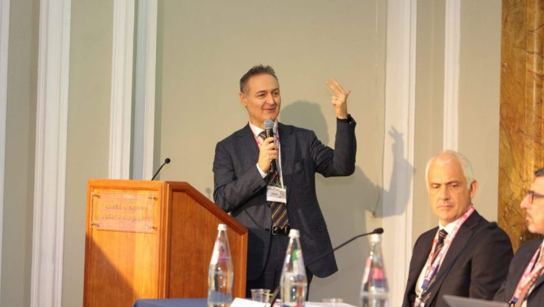 Logistica del farmaco, a Bari la conferenza annuale di PharmacomItalia