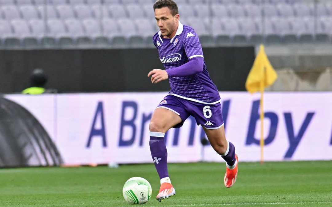 La Fiorentina rimonta il Monza, è sorpasso al Napoli