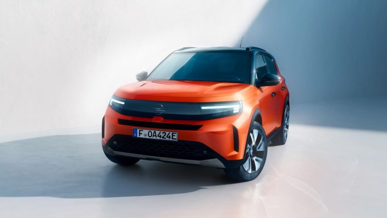 Frontera, il SUV Opel completamente elettrico